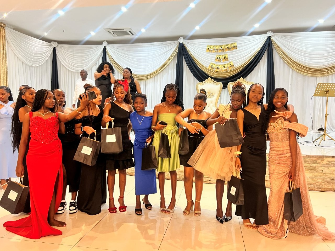 Grade 7 Farewell (20)