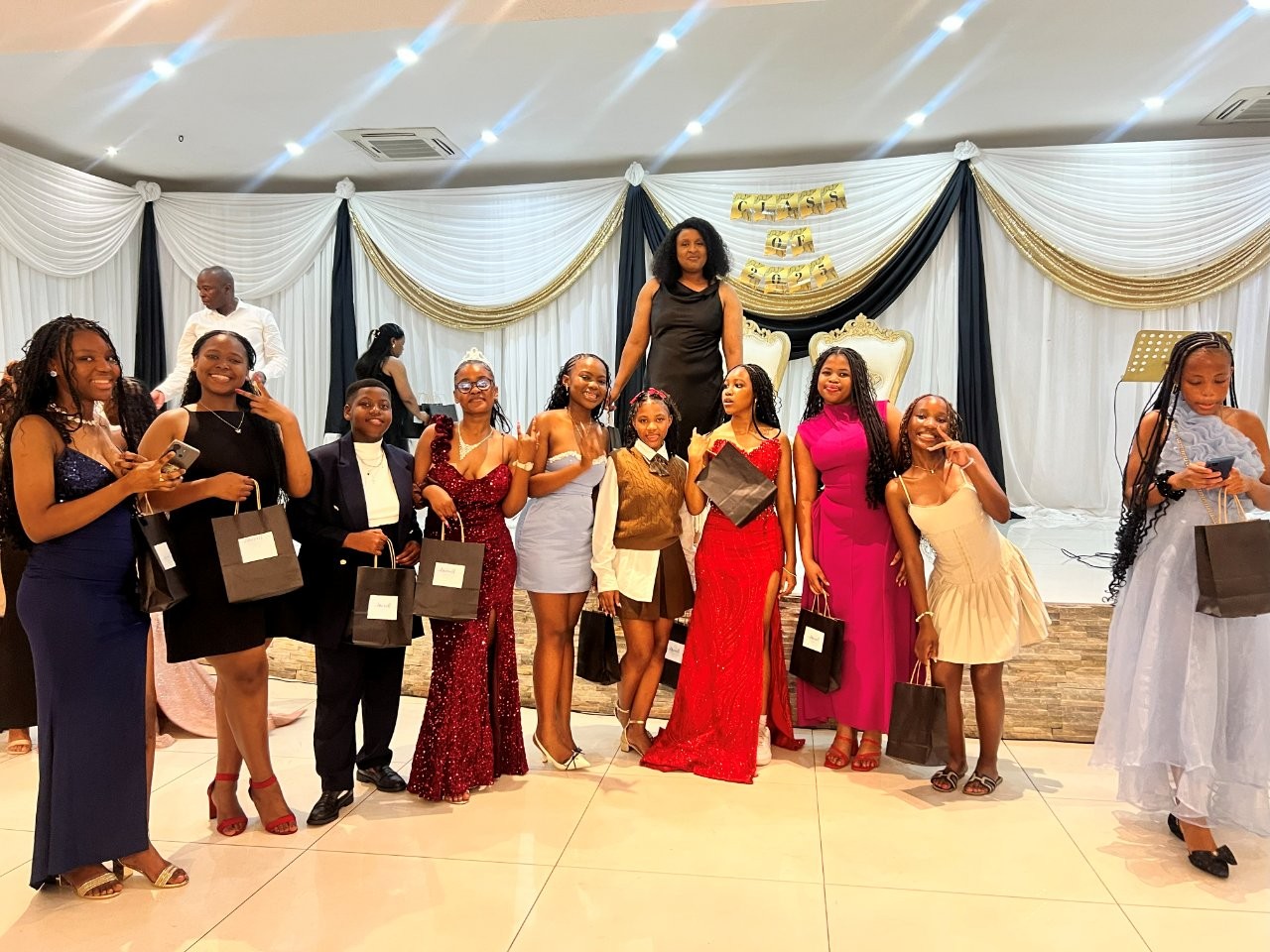 Grade 7 Farewell (23)
