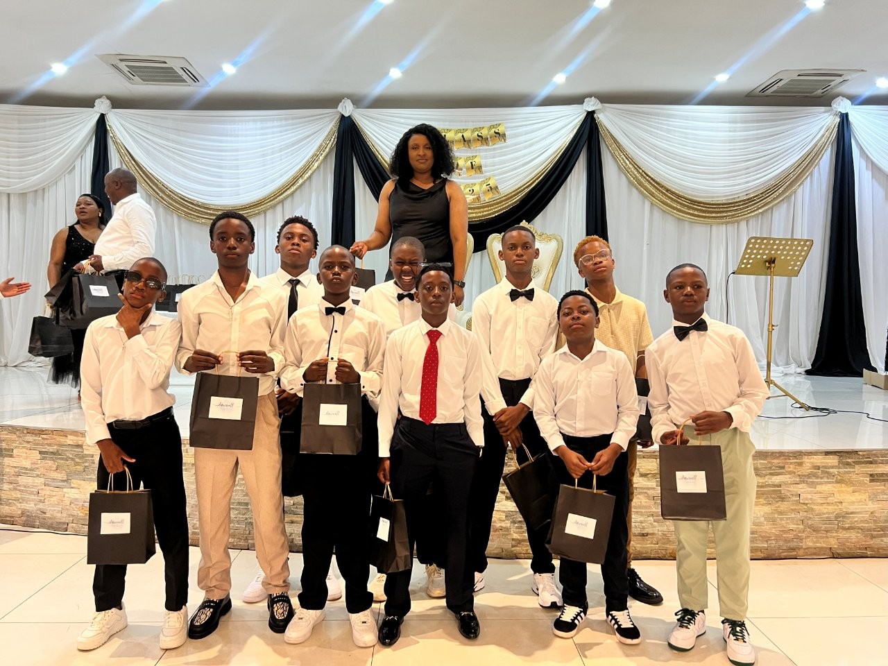 Grade 7 Farewell (44)